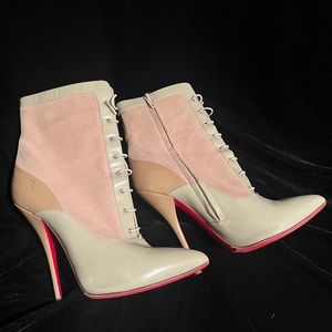 Christian Louboutin size 39/9 us Lady Tucson heeled boots